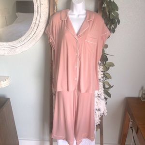 Eberjey Luxury Gisele Short Sleeved Cropped Pajamas, Size 14-16